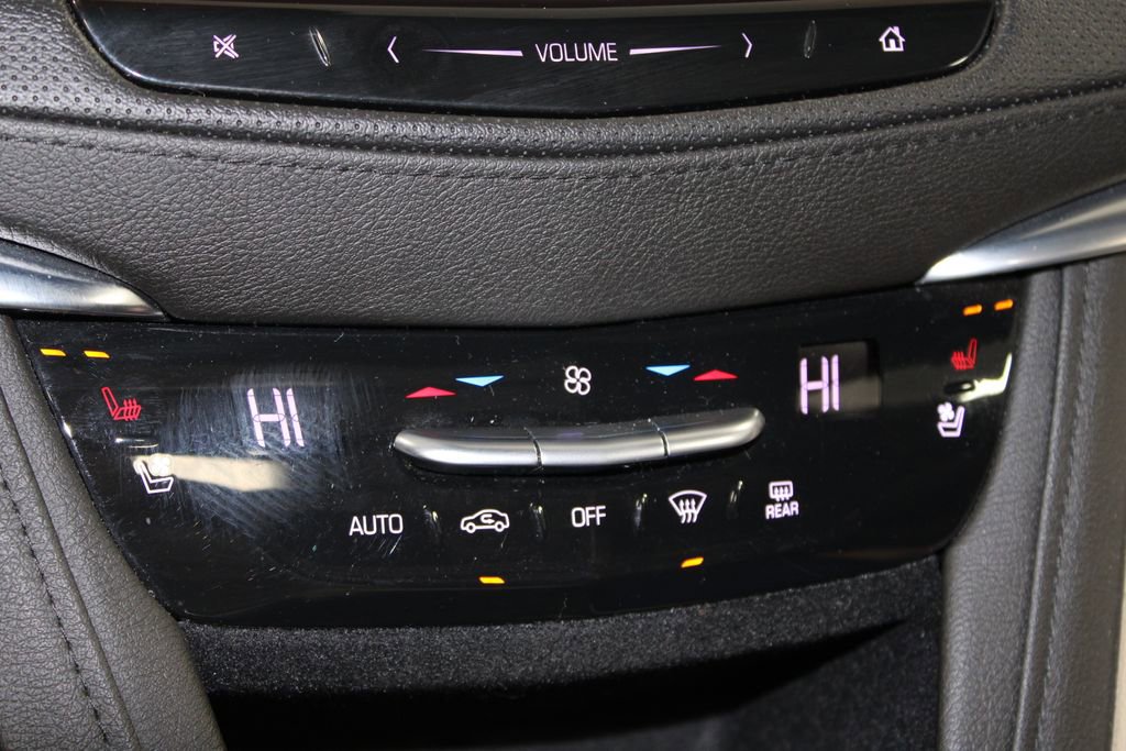 Used 2018 Cadillac XT5 Premium Luxury w/ Driver Assist Package image 29