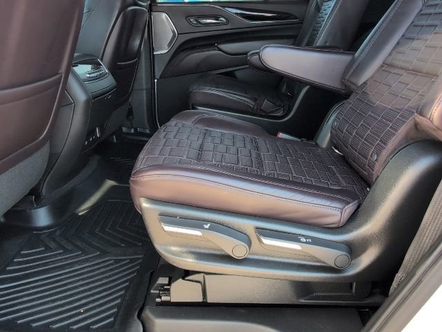 Used 2021 Cadillac Escalade Sport Platinum image 8