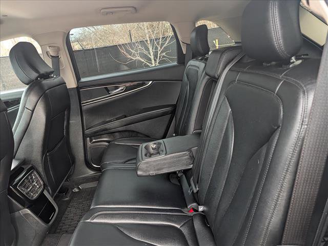 Used 2023 Lincoln Nautilus AWD w/ Premium Package image 25