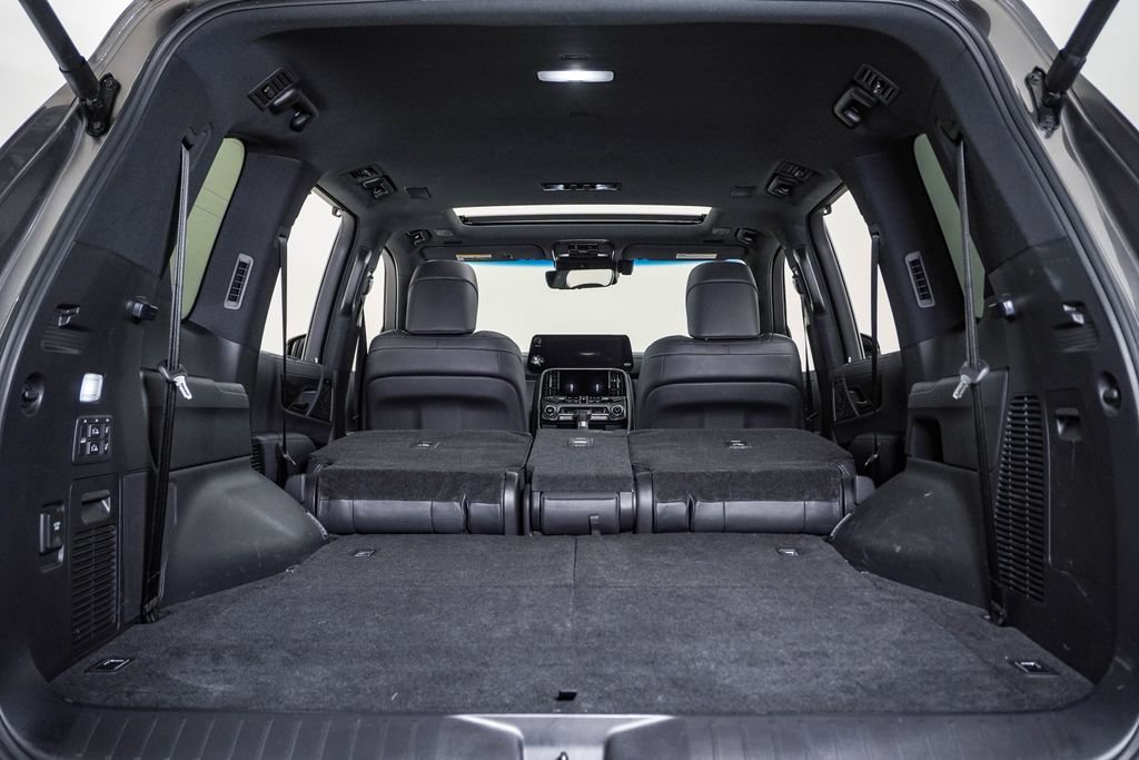 Used 2023 Lexus LX 600 4WD w/ Appearance Package image 30