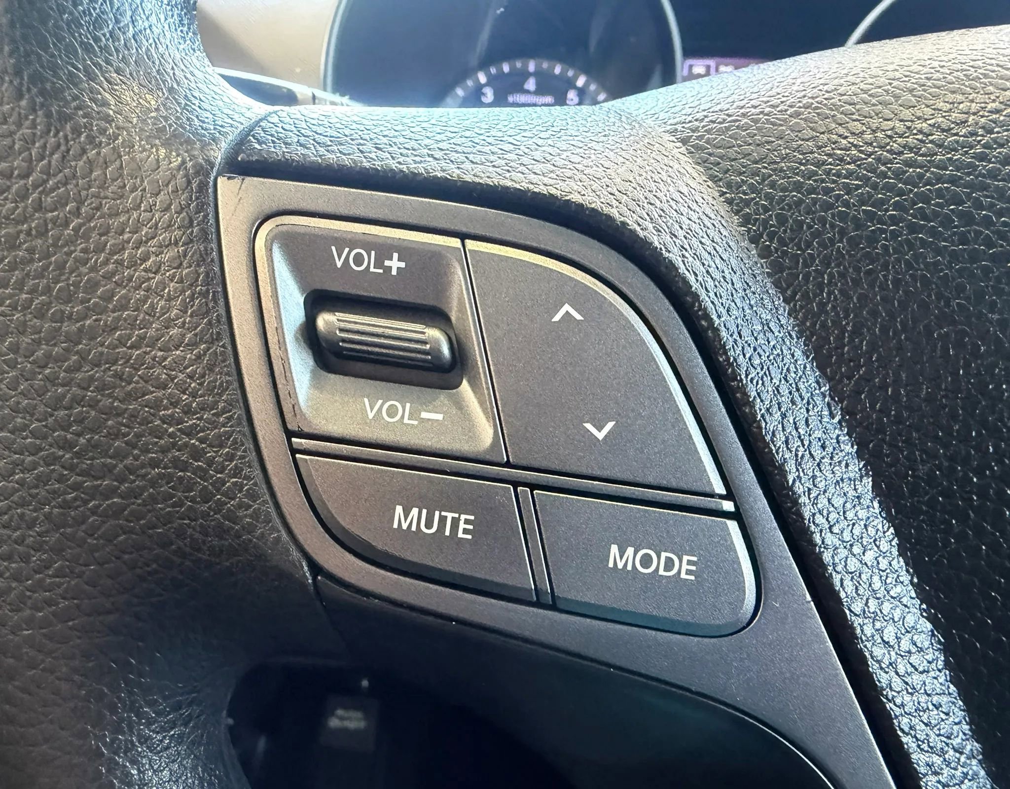 Used 2015 Hyundai Santa Fe Sport w/ Option Group 02 FWD image 12