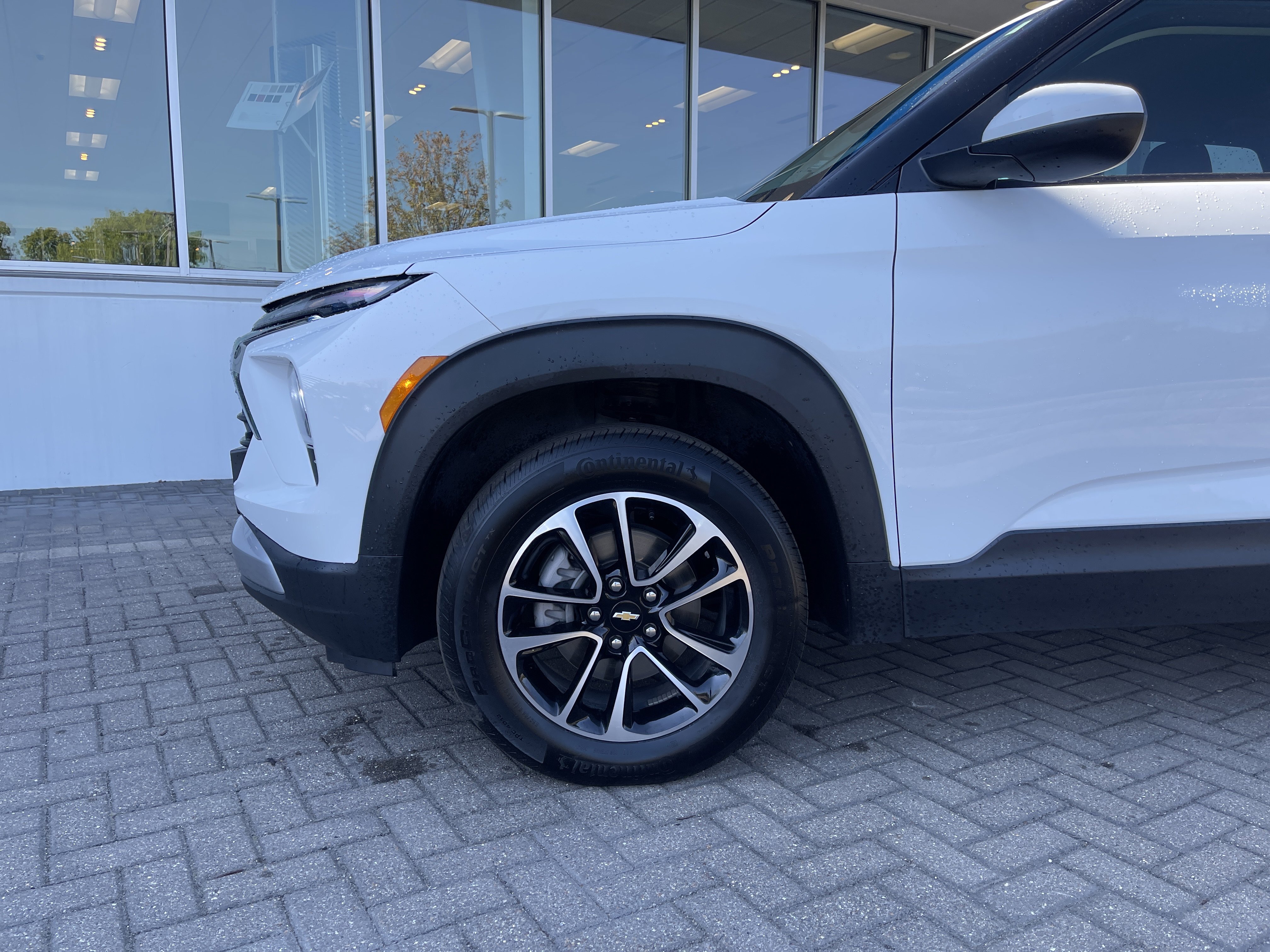 Used 2025 Chevrolet TrailBlazer LT image 10