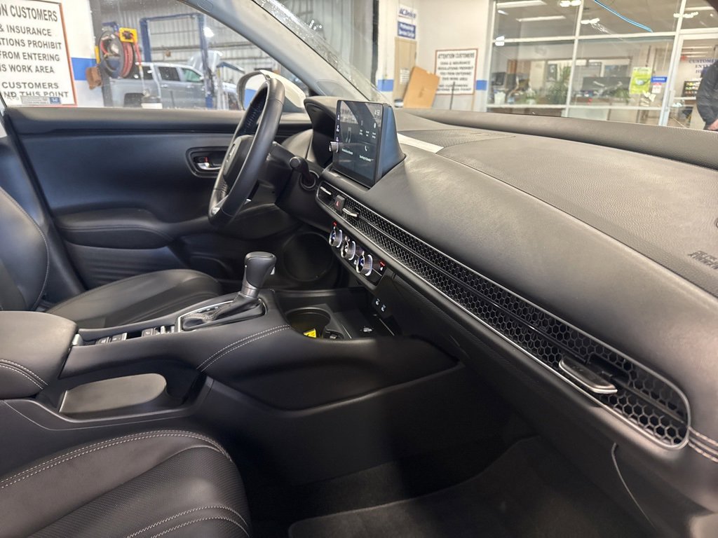 Used 2026 Honda HR-V EX-L image 32