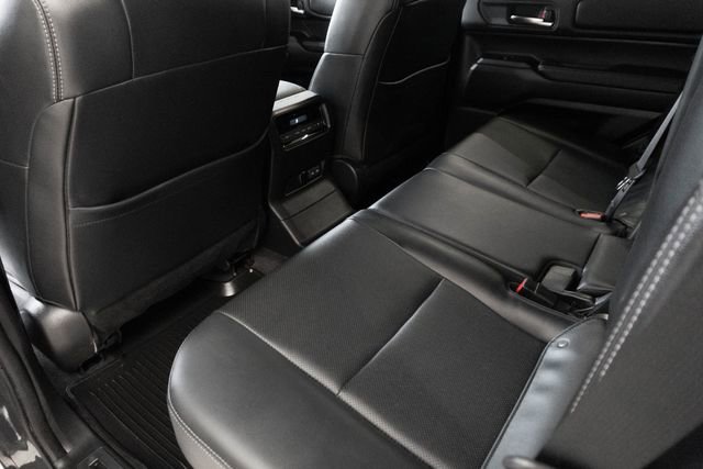 Used 2024 Toyota Land Cruiser image 20