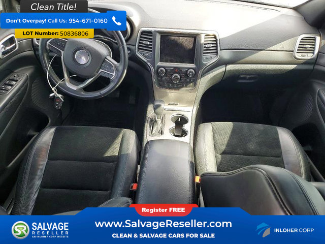 Used 2018 Jeep Grand Cherokee Altitude AWD/4WD image 11