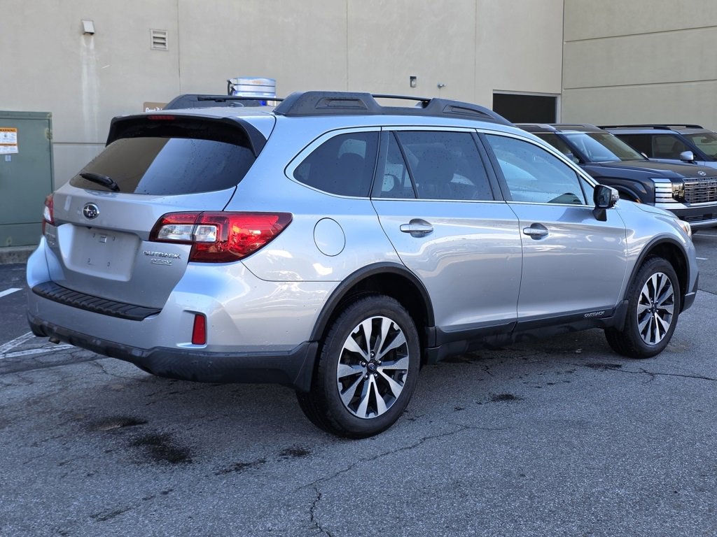 Used 2015 Subaru Outback 2.5i Limited image 5