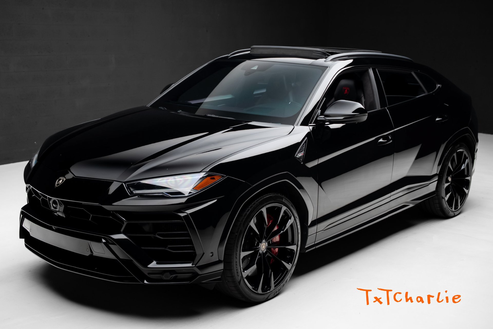 Used 2019 Lamborghini Urus