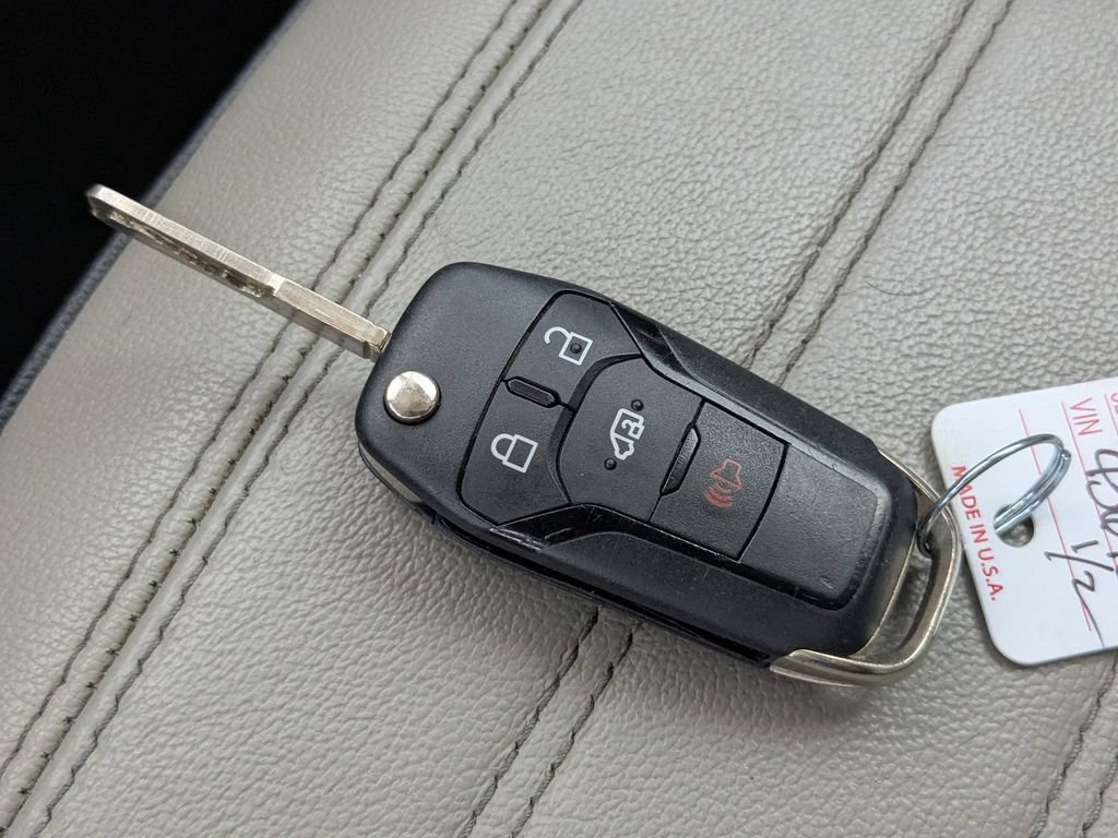 Used 2020 Ford Transit Connect XLT FWD image 23