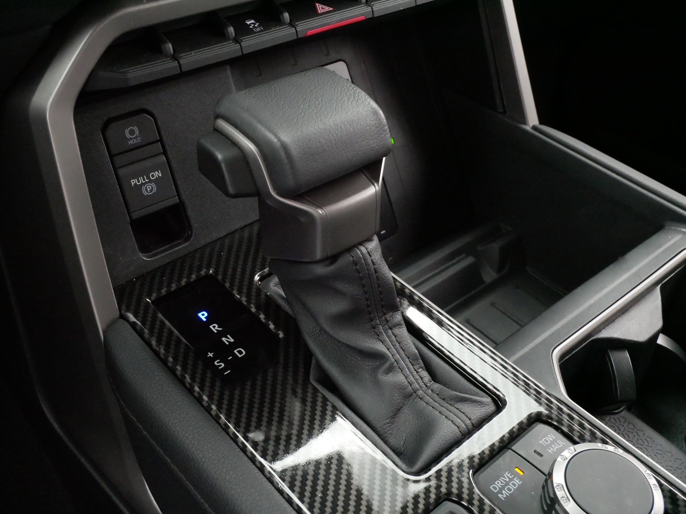 Used 2024 Toyota Tundra Limited w/ Power Package AWD/4WD image 24