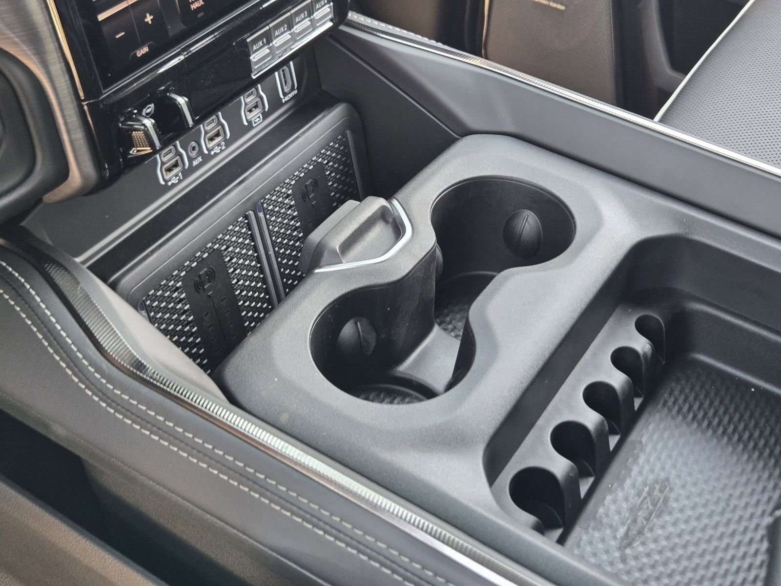 New 2026 RAM 2500 Rebel w/ Rebel Level 2 Equipment Group image 17