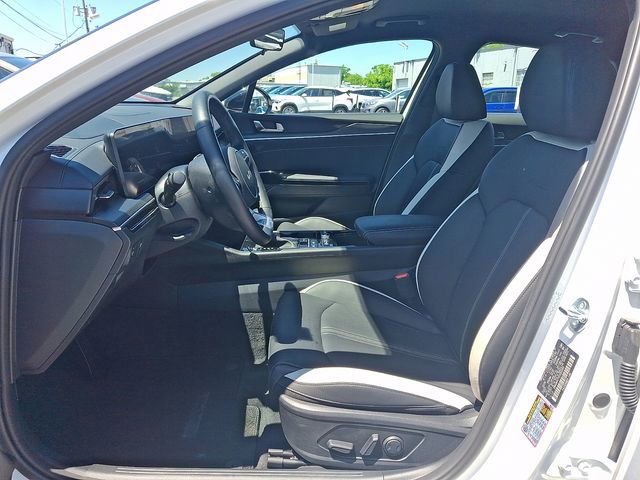Used 2025 Kia K5 GT-Line AWD/4WD image 13