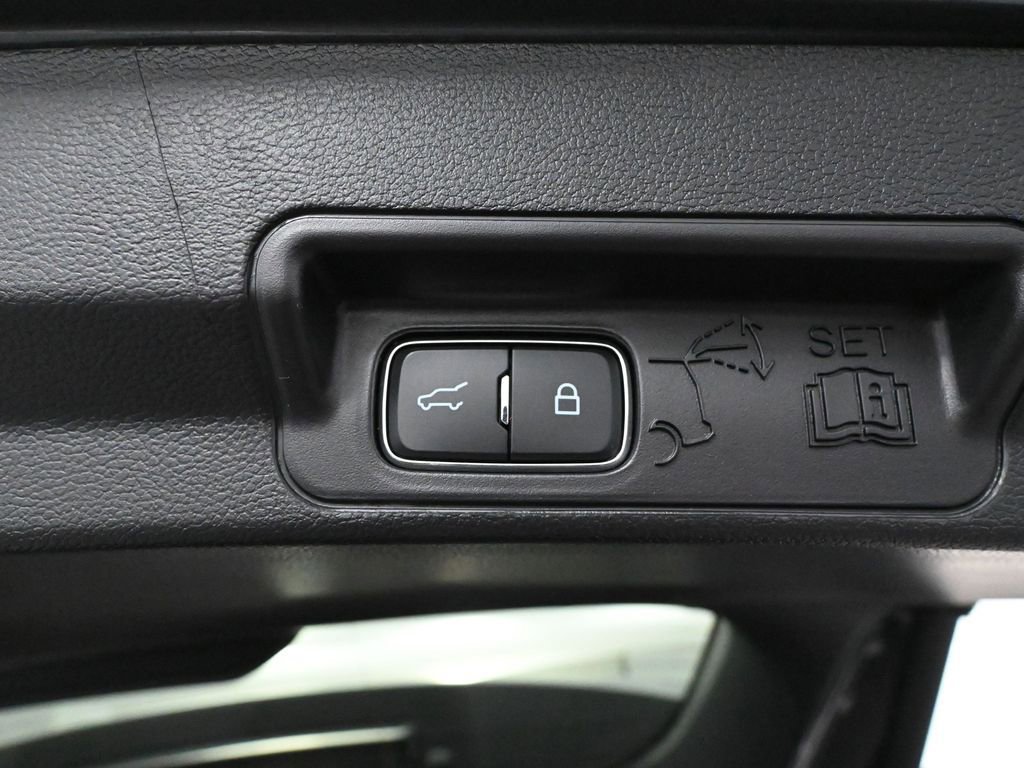 Used 2022 Ford Explorer ST-Line w/ Class IV Trailer Tow Package image 45