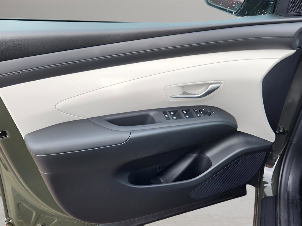 New 2026 Hyundai Tucson SEL image 12