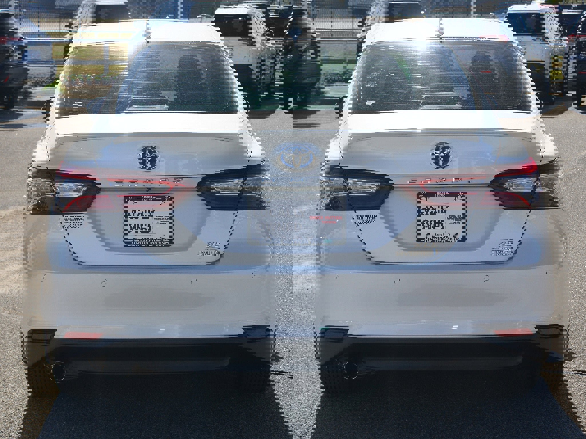 Used 2019 Toyota Camry XLE image 3