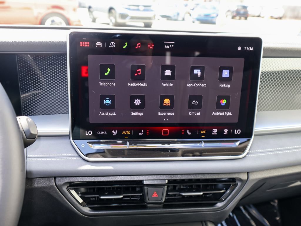 New 2026 Volkswagen Tiguan SE AWD/4WD image 18