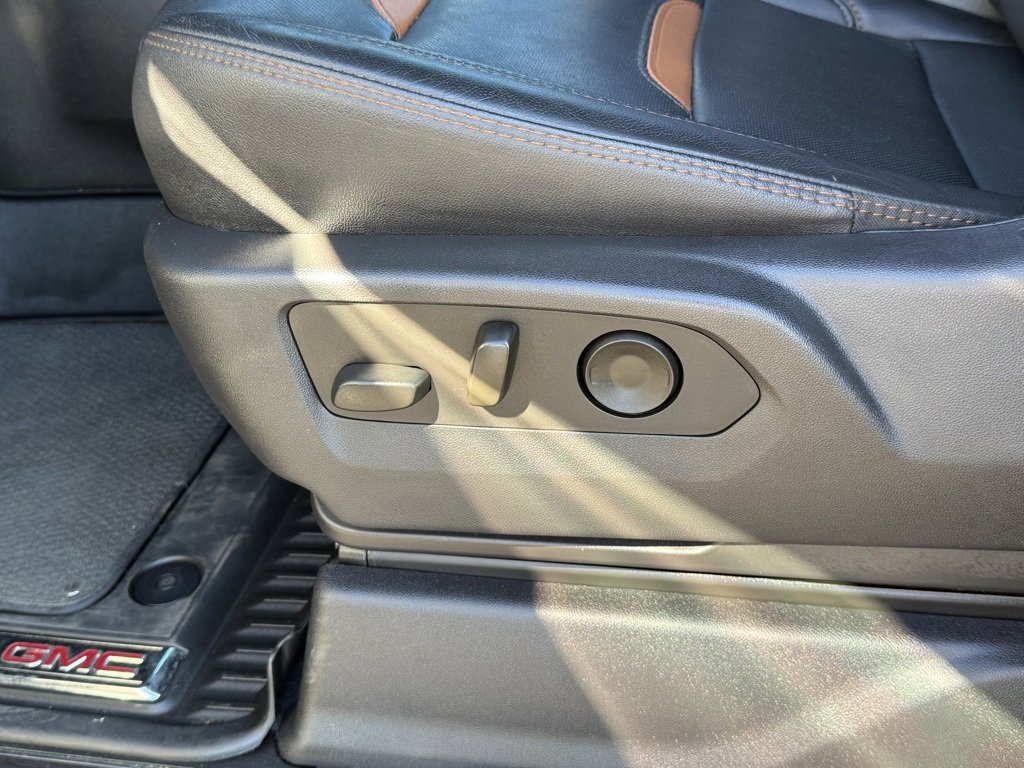 Used 2024 GMC Sierra 2500 AT4 w/ AT4 Premium Plus Package image 22