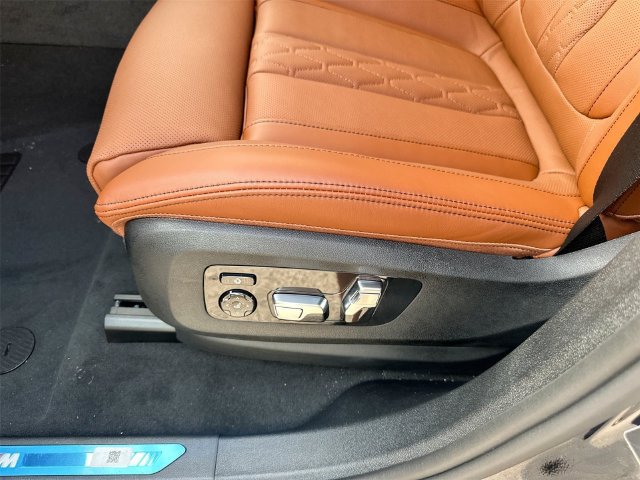 New 2027 BMW X6 xDrive40i w/ Climate Comfort Package AWD/4WD image 18