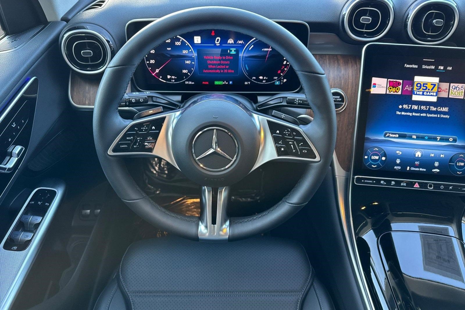 Certified 2025 Mercedes-Benz GLC 350e 4MATIC image 31