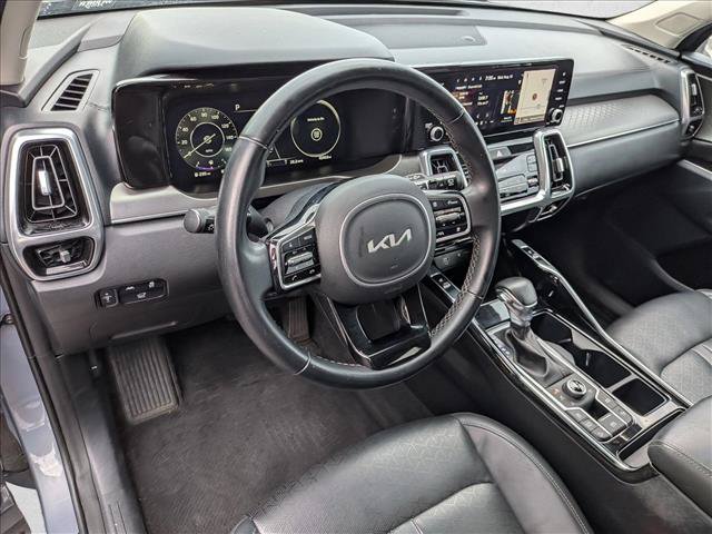 Used 2023 Kia Sorento SX AWD/4WD image 10