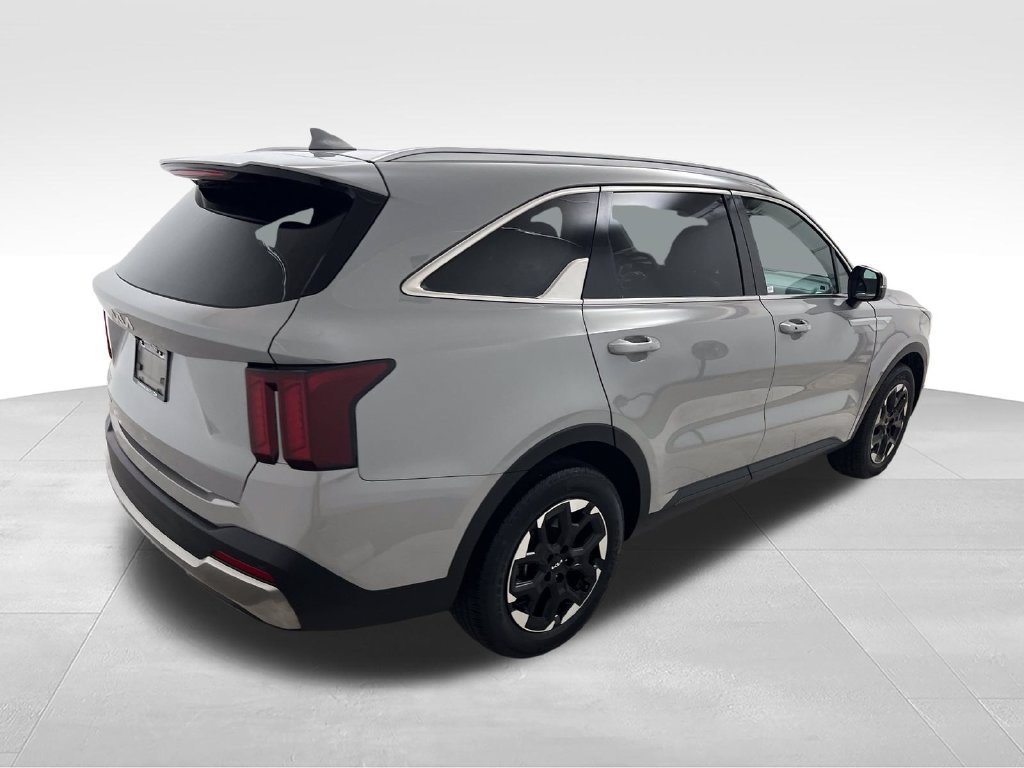 Used 2025 Kia Sorento S w/ Panoramic Sunroof Package FWD image 5
