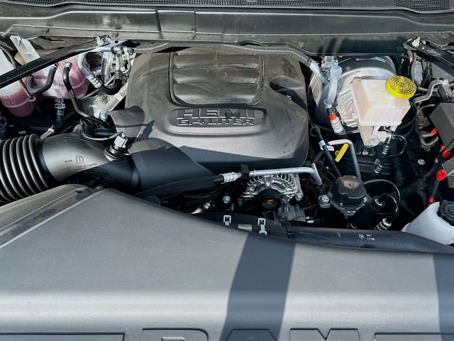 Used 2025 RAM 2500 Big Horn AWD/4WD image 32