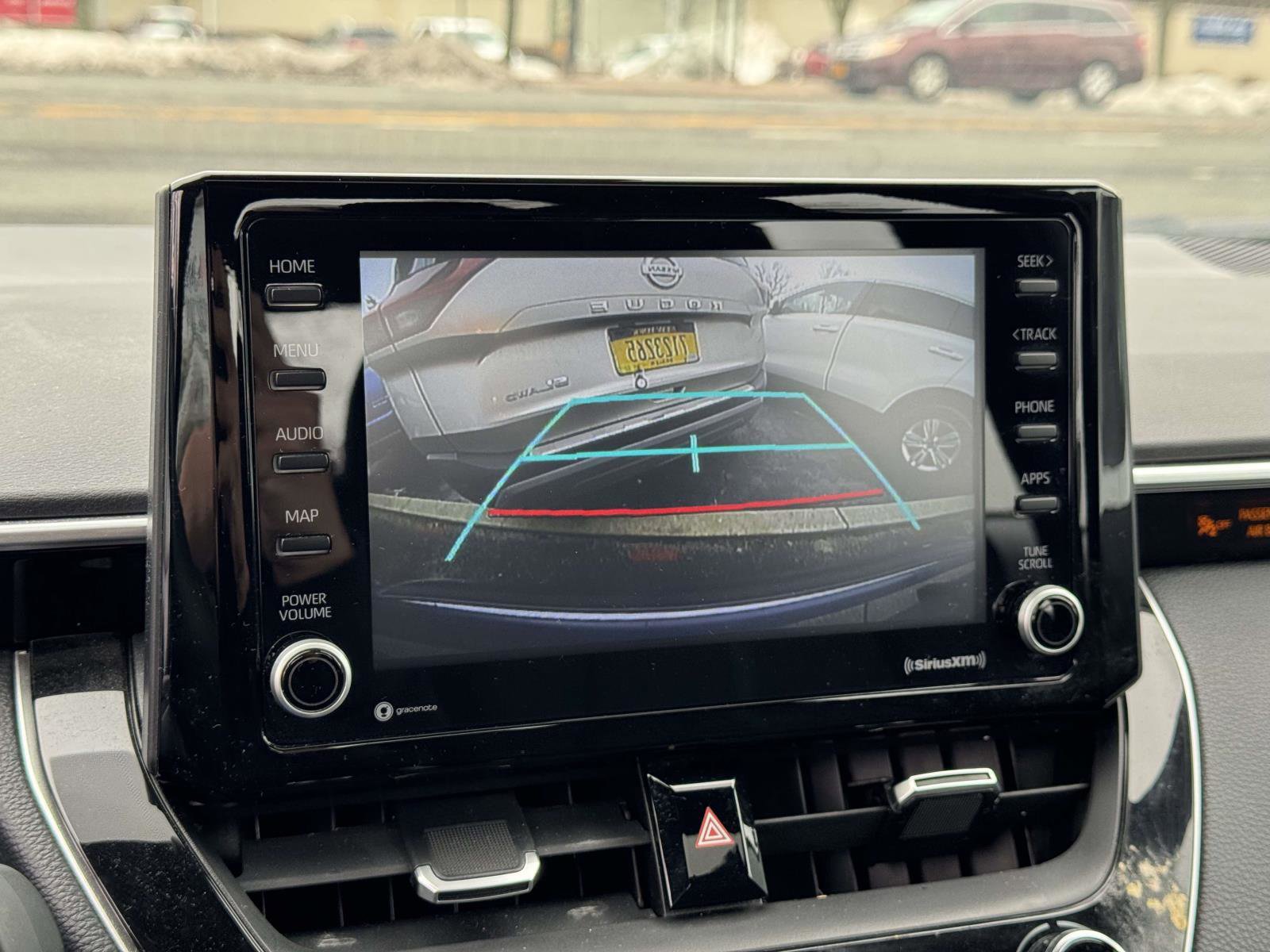 Used 2022 Toyota Corolla SE w/ SE Premium Package image 25