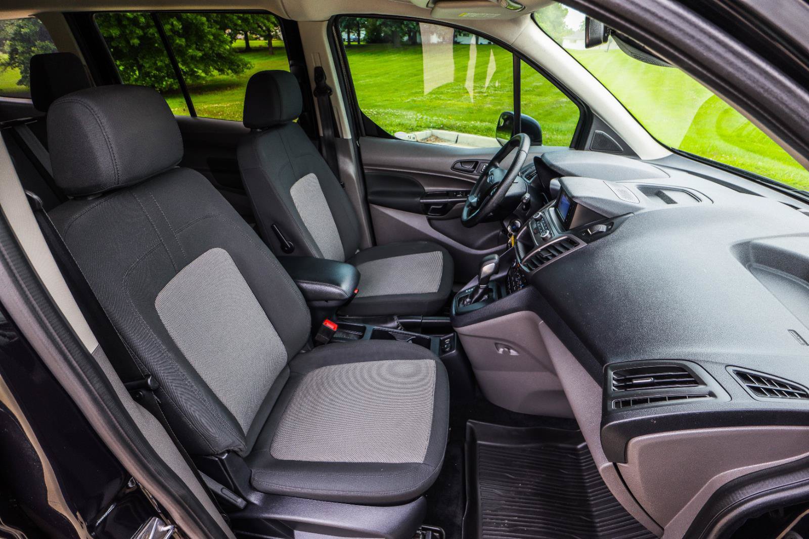 Used 2021 Ford Transit Connect XL FWD image 36