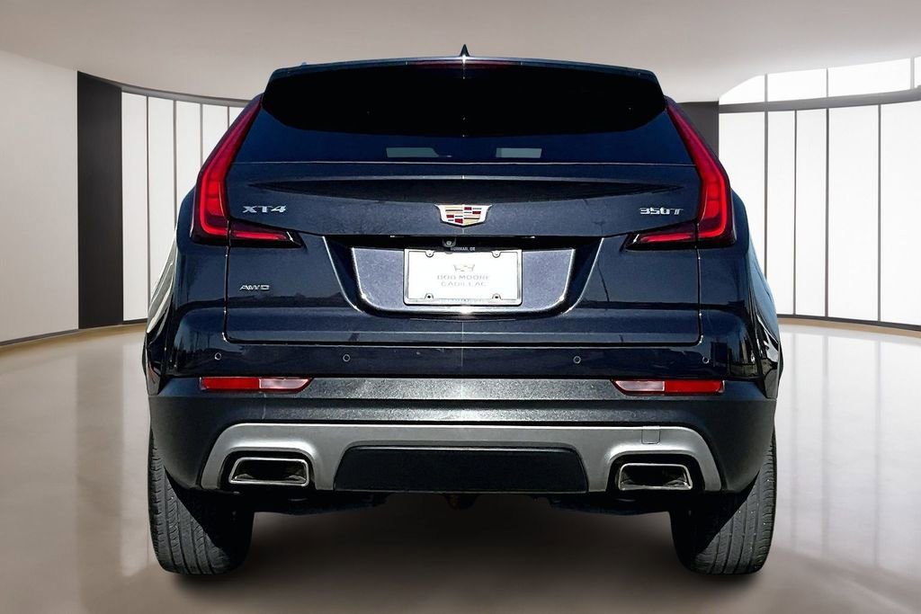 Used 2023 Cadillac XT4 Premium Luxury image 4