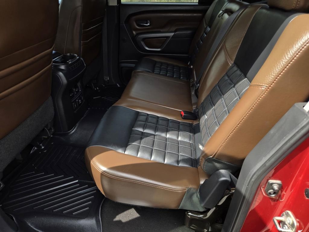 Certified 2017 Nissan Titan Platinum Reserve AWD/4WD image 12