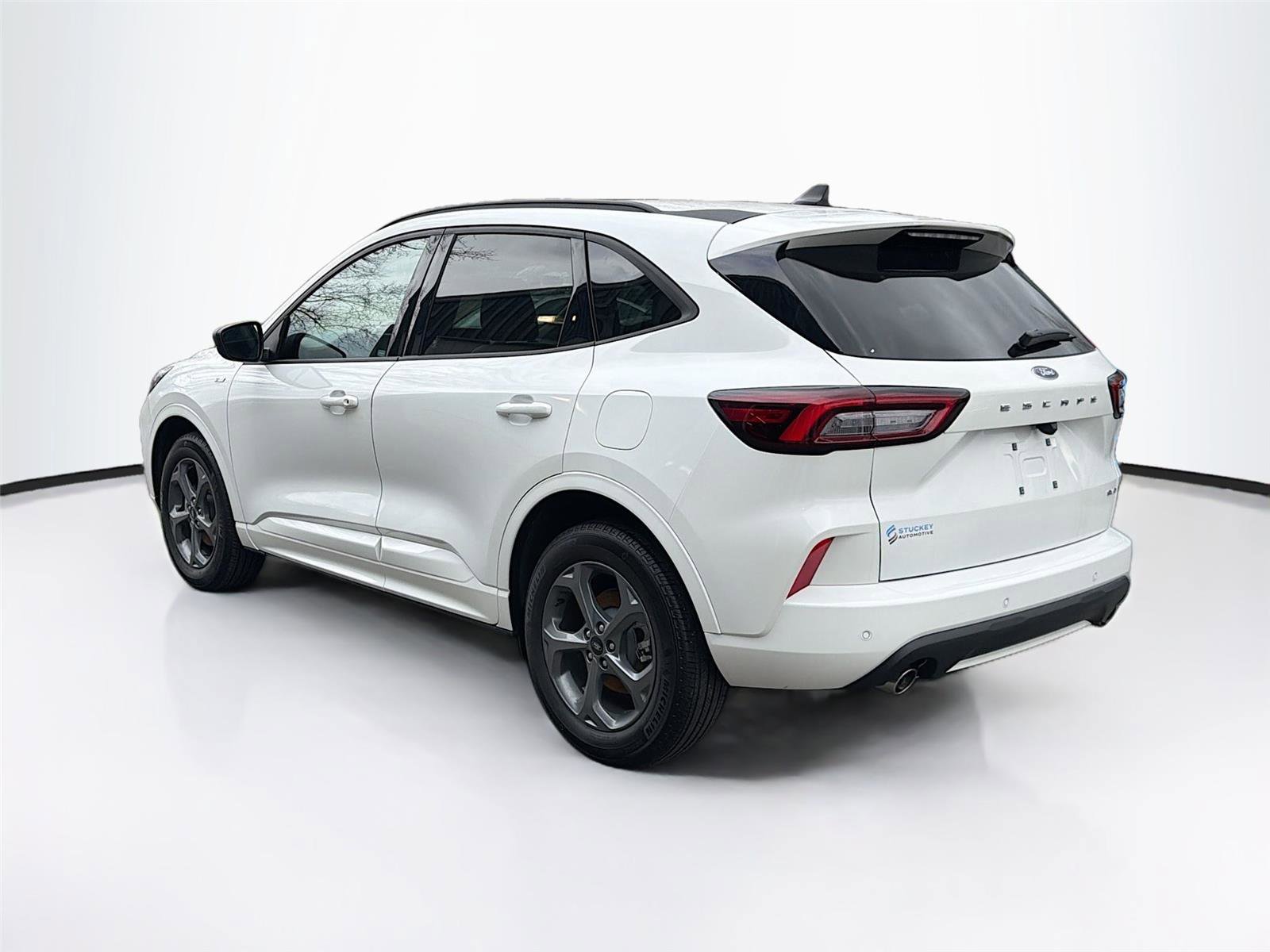 Used 2023 Ford Escape ST-Line w/ Tech Pack #1 image 5