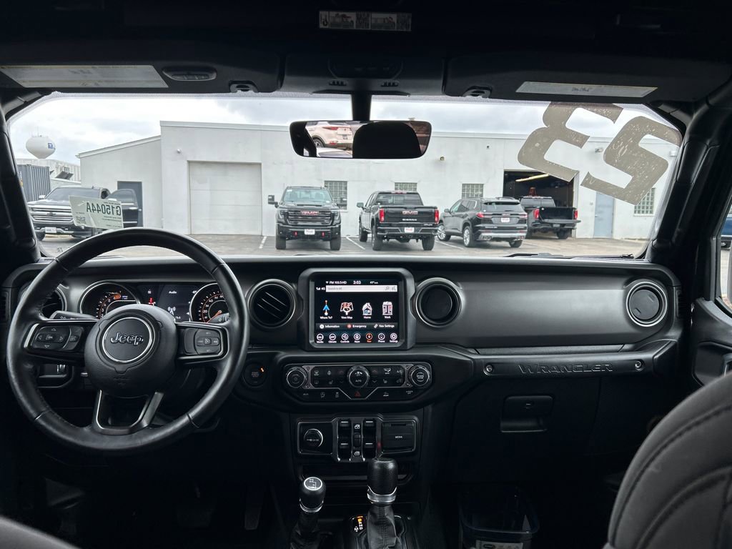 Used 2023 Jeep Wrangler Sport S AWD/4WD image 32