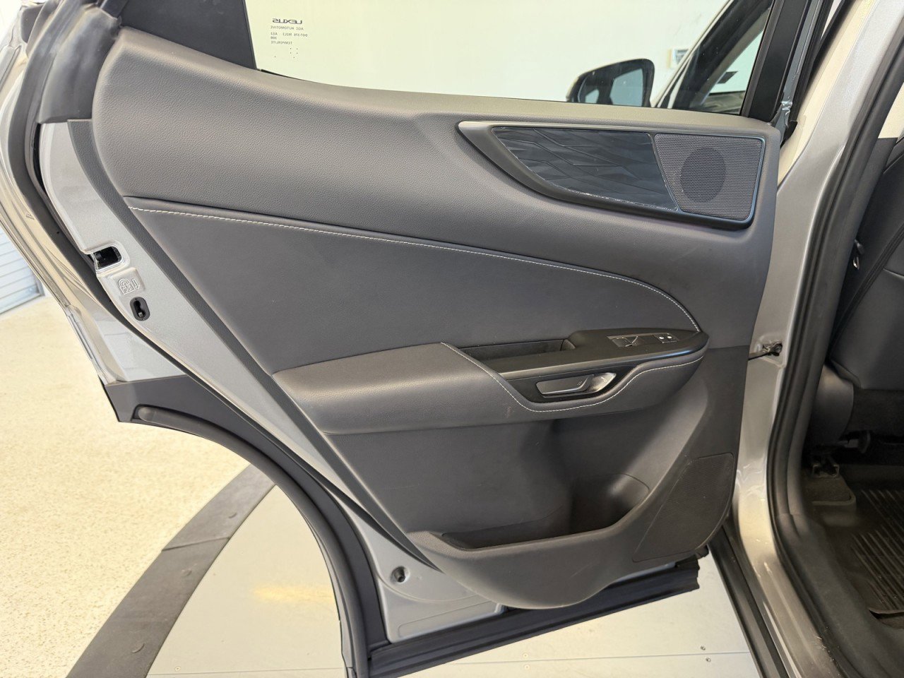 Used 2023 Lexus NX 350 AWD image 38