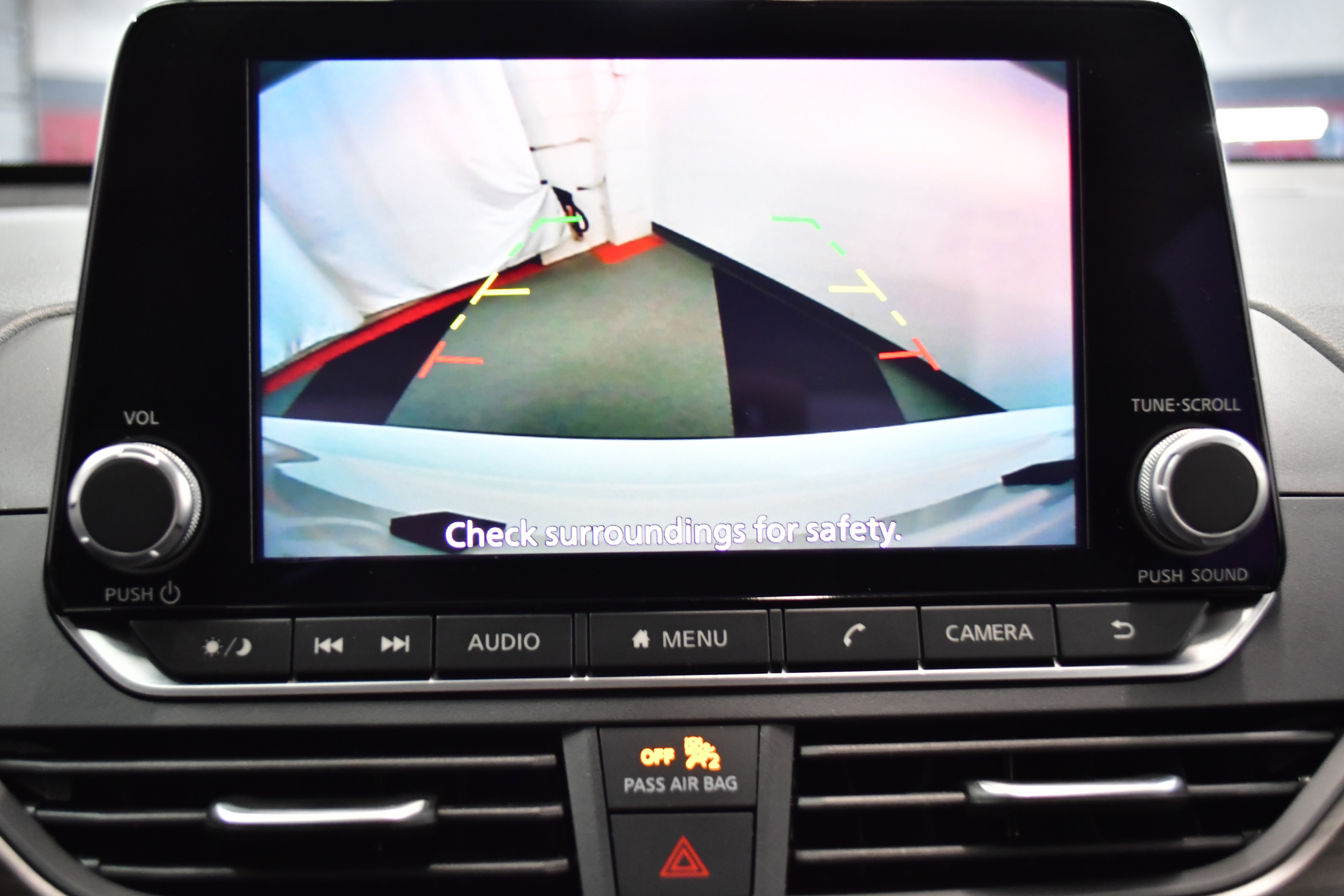 Used 2025 Nissan Altima 2.5 SV FWD image 24