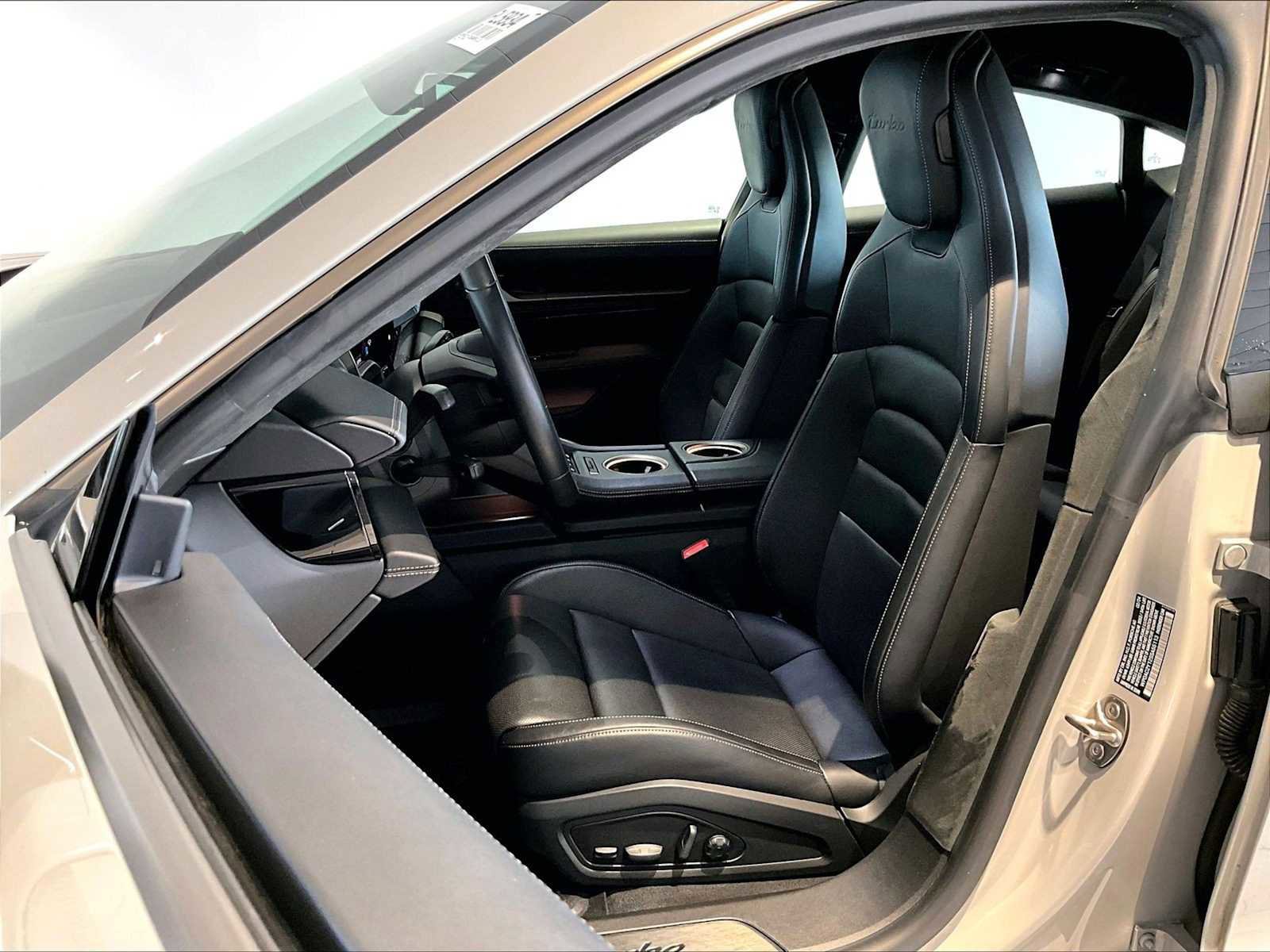 Used 2025 Porsche Taycan Turbo image 8