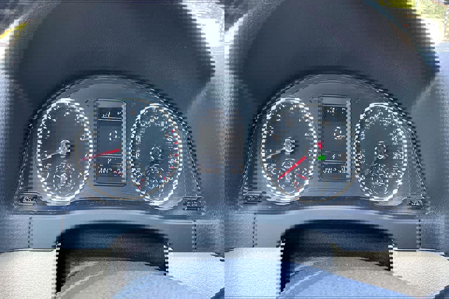 Used 2016 Volkswagen Tiguan S image 25