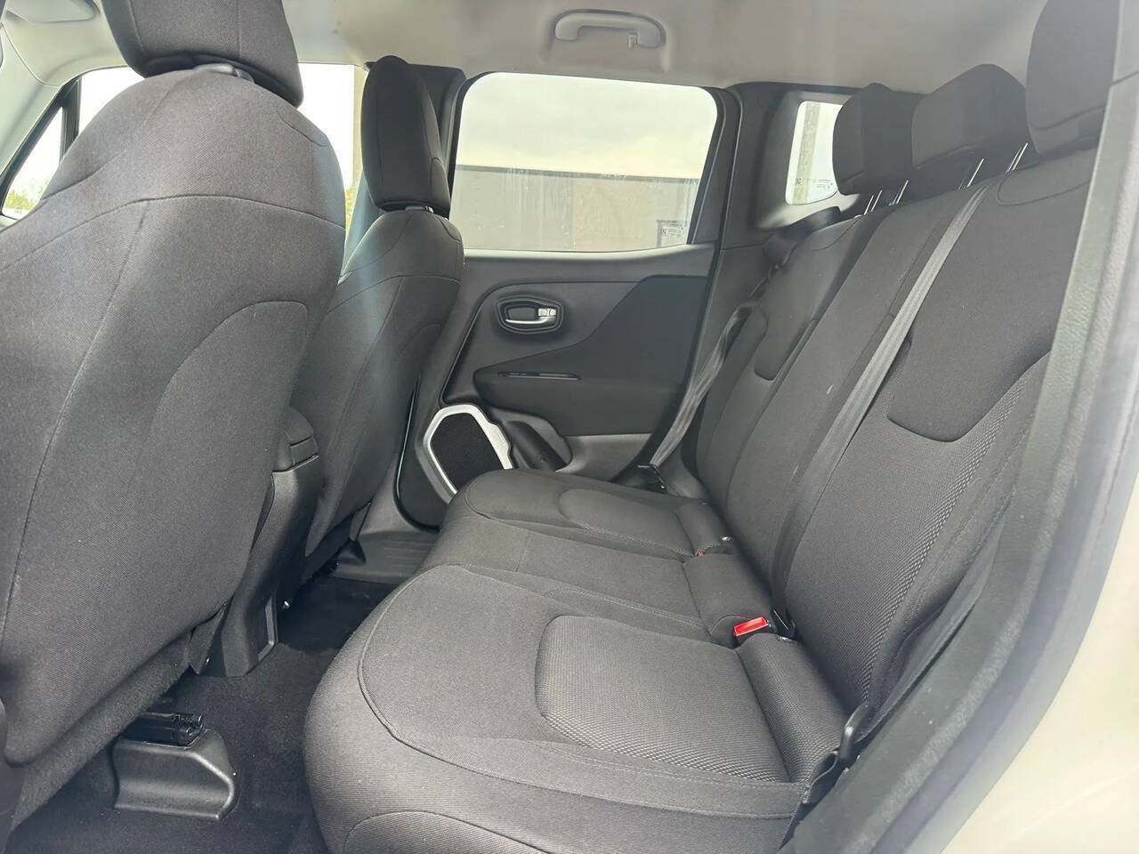 Used 2018 Jeep Renegade Sport w/ Power & Air Group AWD/4WD image 12