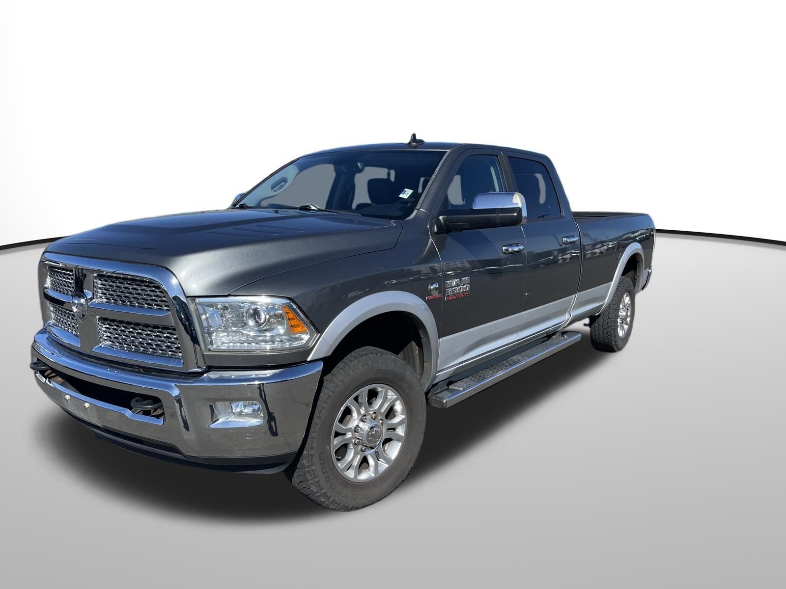 Used 2013 RAM 3500 Laramie w/ Convenience Group image 2