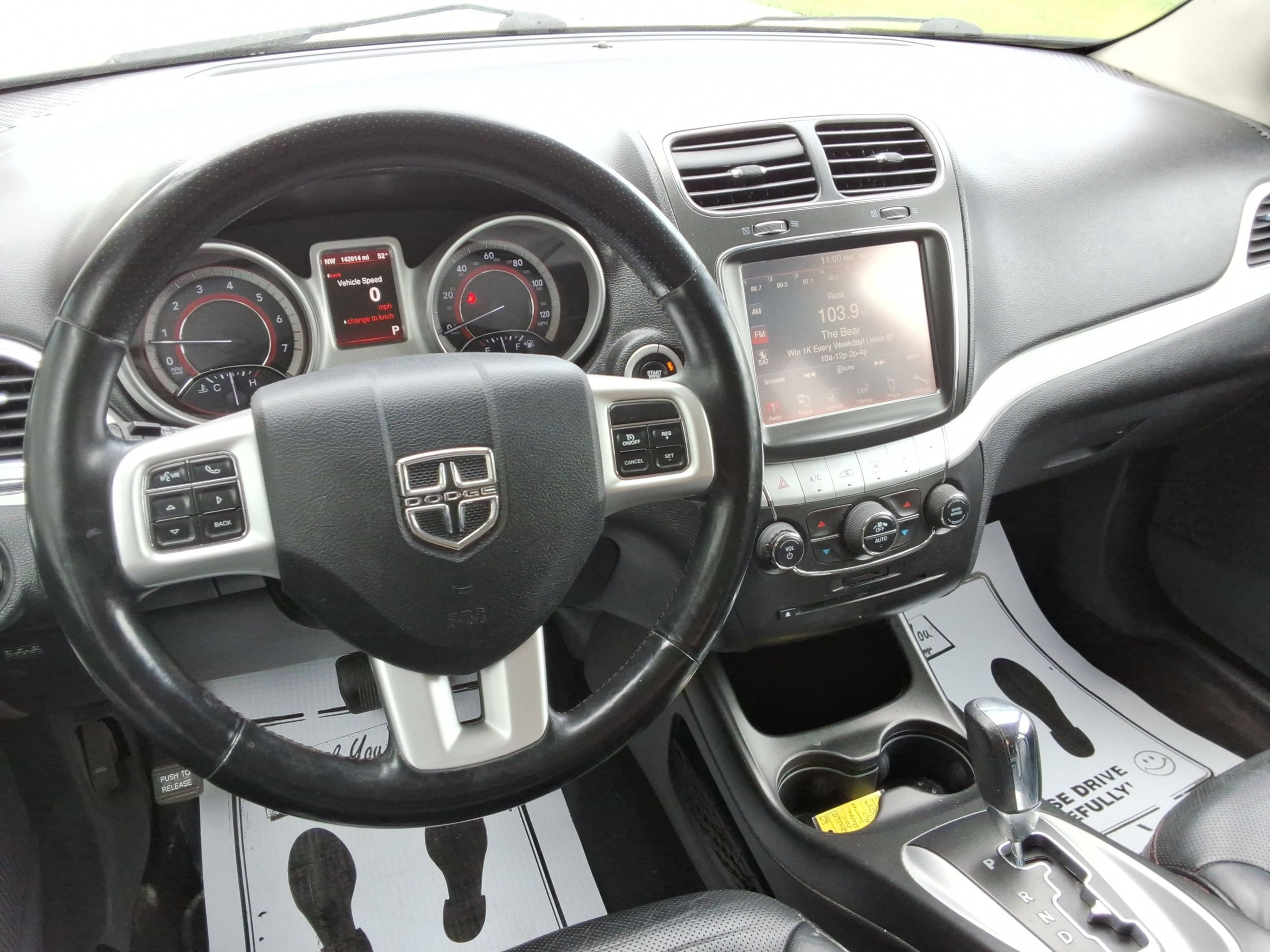 Used 2015 Dodge Journey R/T w/ Flexible Seating Group FWD image 12