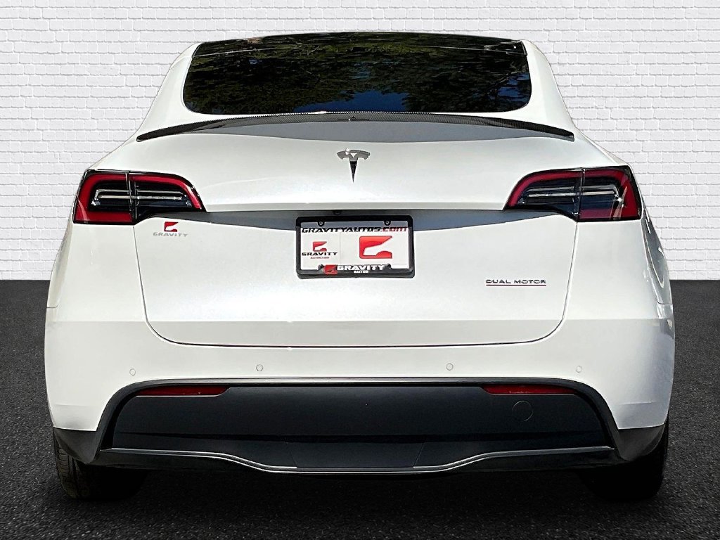 Used 2022 Tesla Model Y Performance AWD/4WD image 5