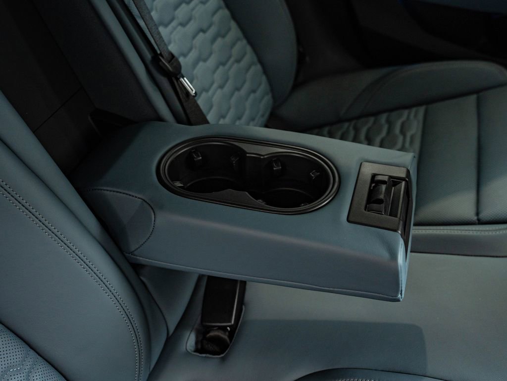 Used 2022 Audi RS e-tron GT image 44