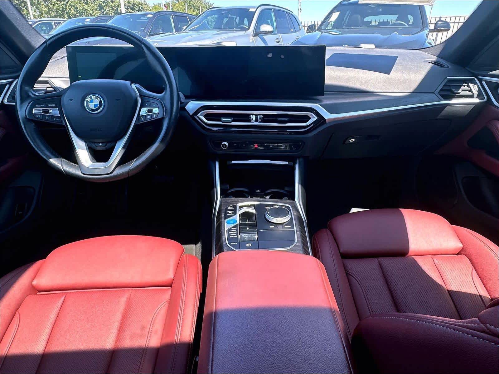 Used 2023 BMW i4 eDrive35 w/ Premium Package RWD image 10