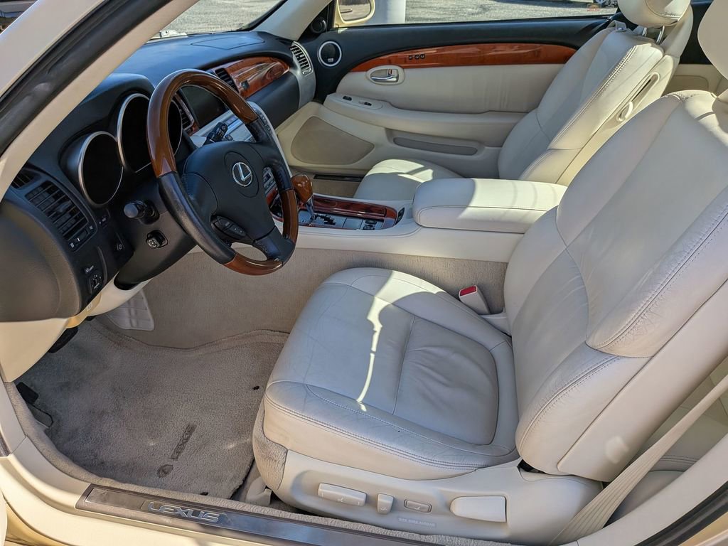 Used 2006 Lexus SC 430 Convertible w/ Preferred Accessory Pkg image 14