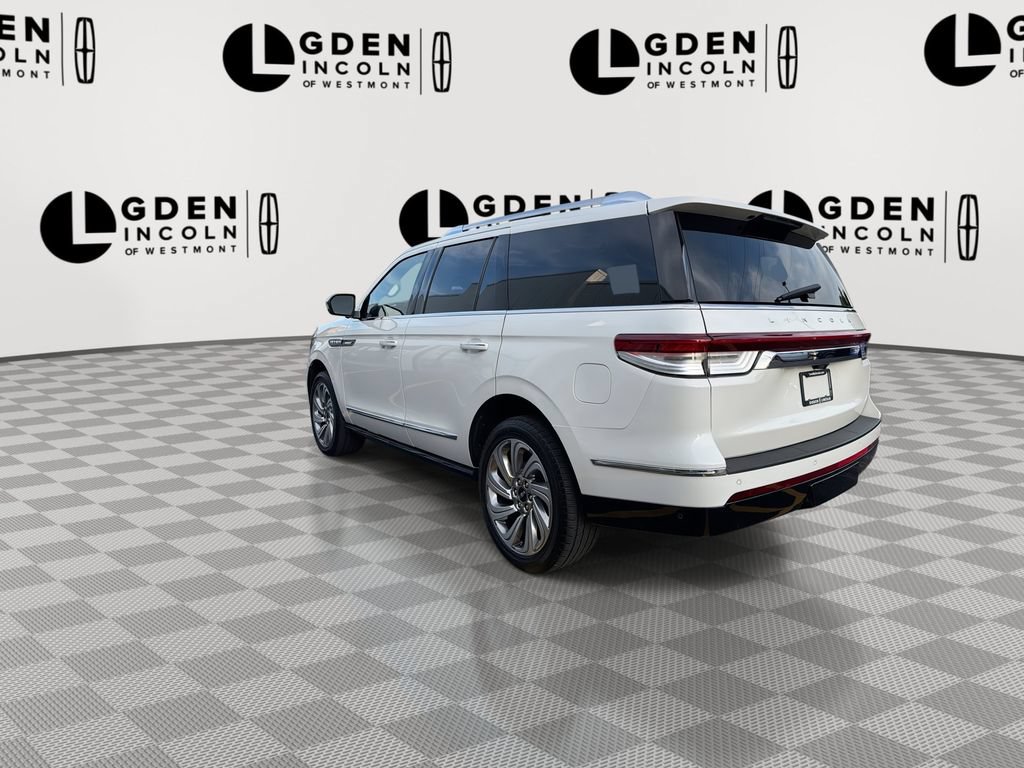 Certified 2024 Lincoln Navigator Reserve AWD/4WD image 6