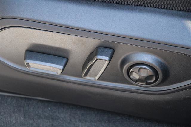 New 2025 Jeep Grand Cherokee Laredo image 21