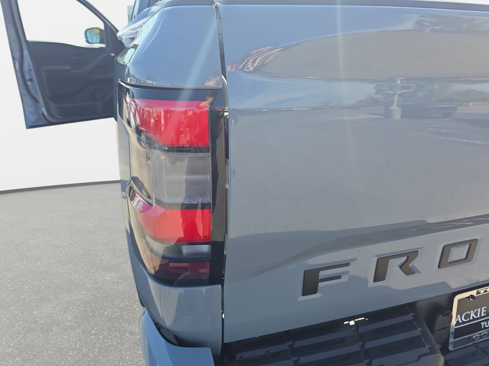 New 2026 Nissan Frontier SV w/ Tow Package image 33