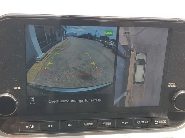 Used 2023 Nissan Rogue SL w/ SL Premium Package FWD image 16