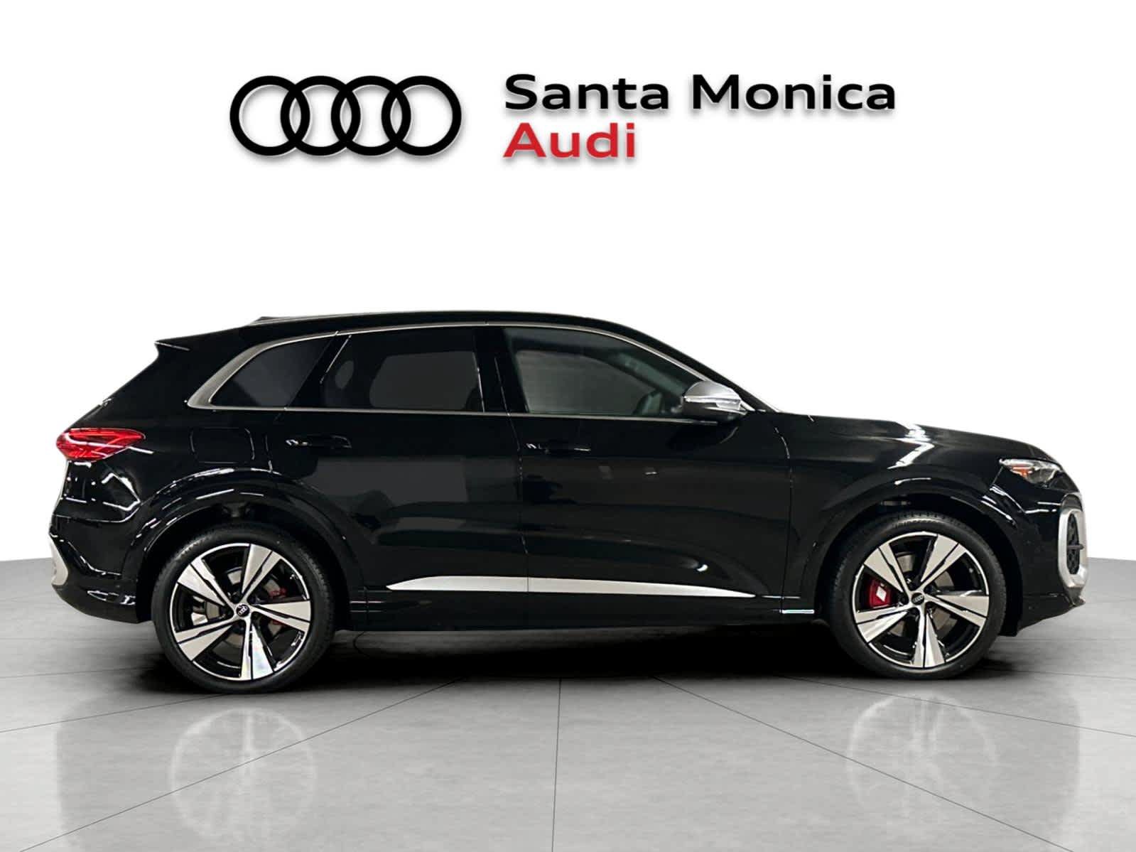 New 2026 Audi SQ5 Premium Plus AWD/4WD image 8