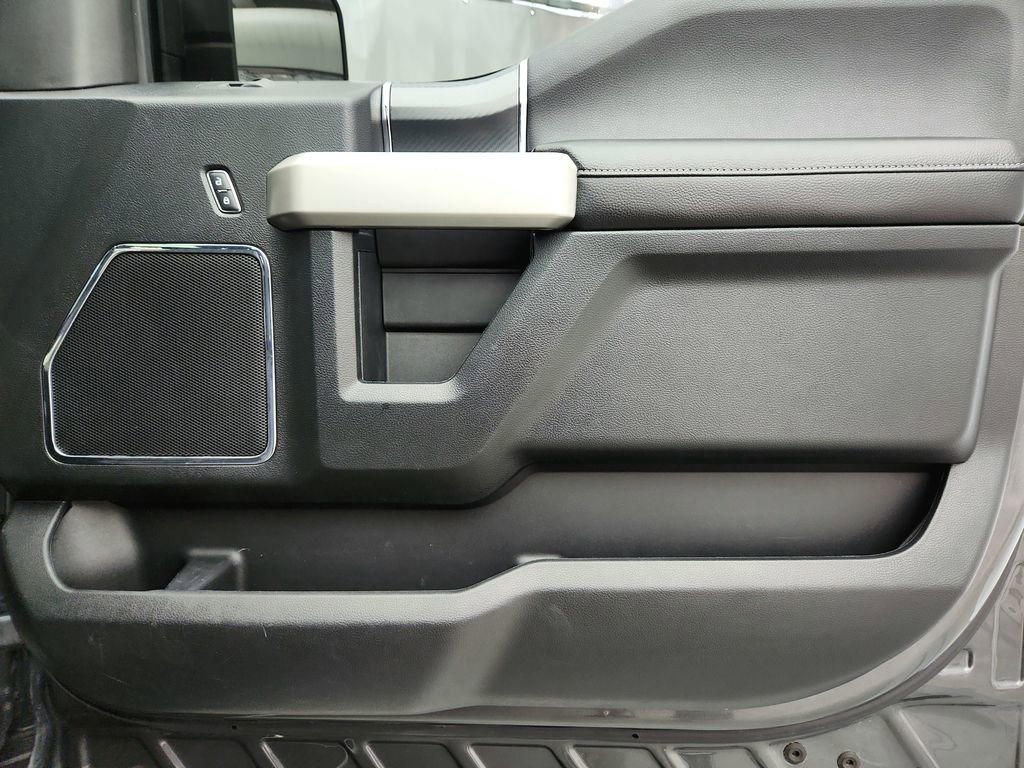 Used 2019 Ford F150 Lariat w/ Equipment Group 502A Luxury image 37