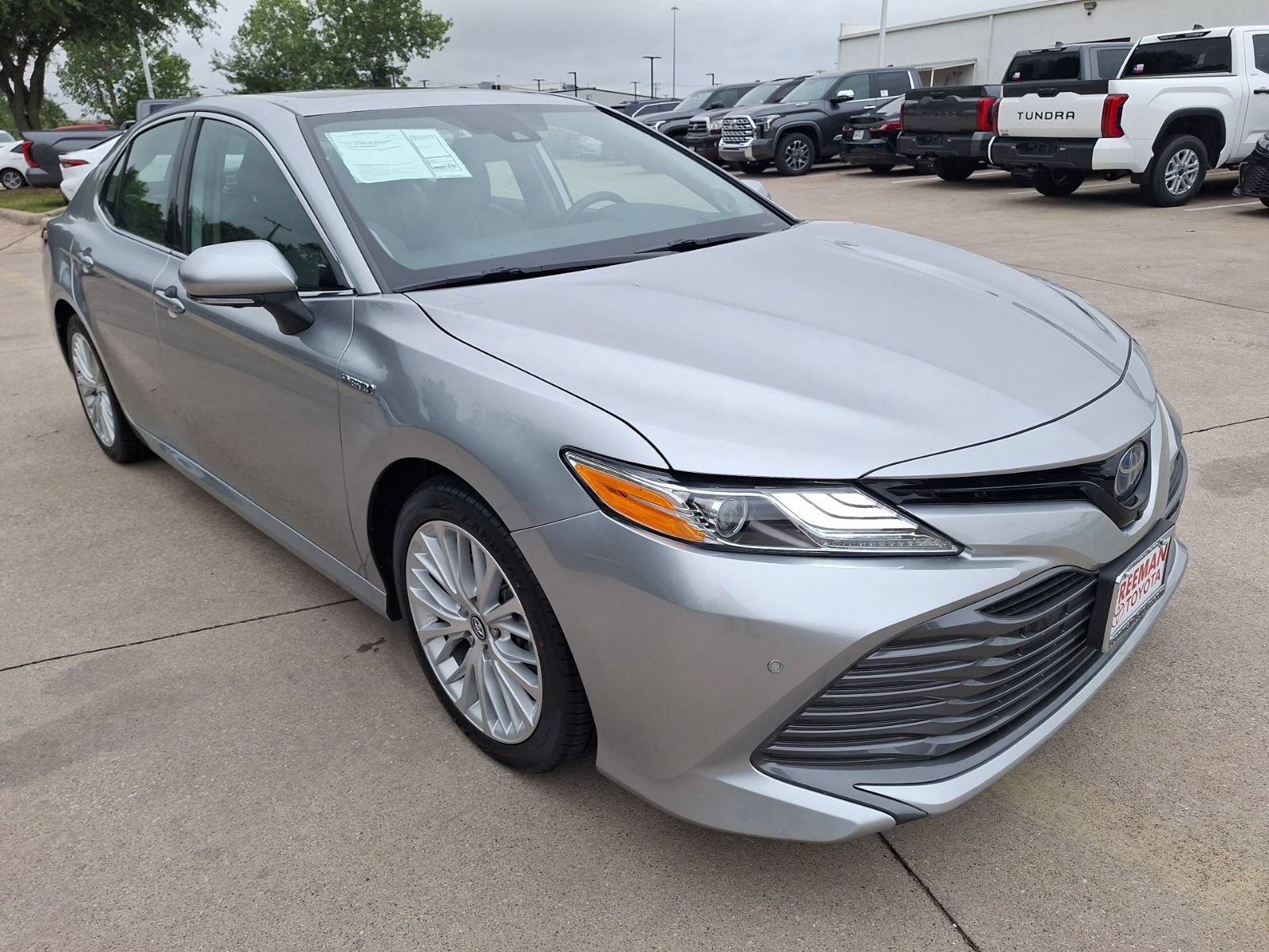 Used 2020 Toyota Camry XLE w/ Driver Assist Package FWD image 8