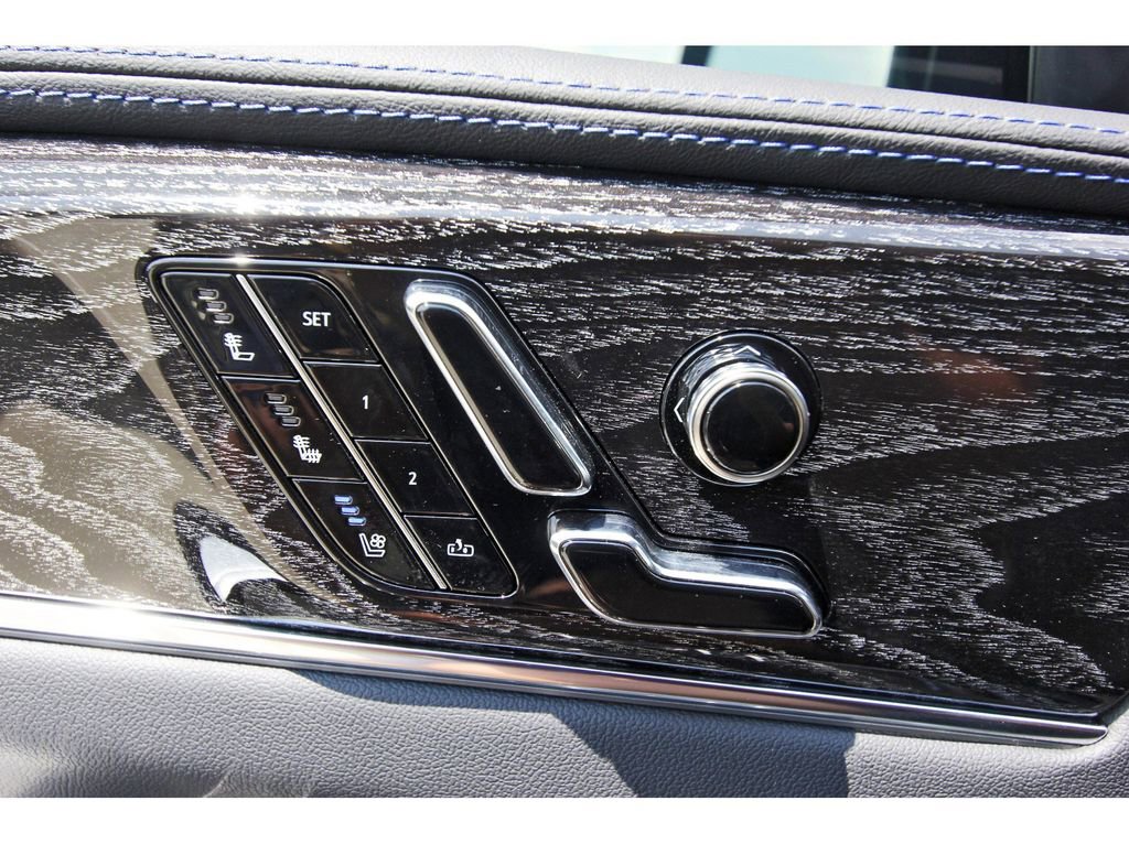 New 2026 Cadillac Escalade IQ Luxury 1 image 22